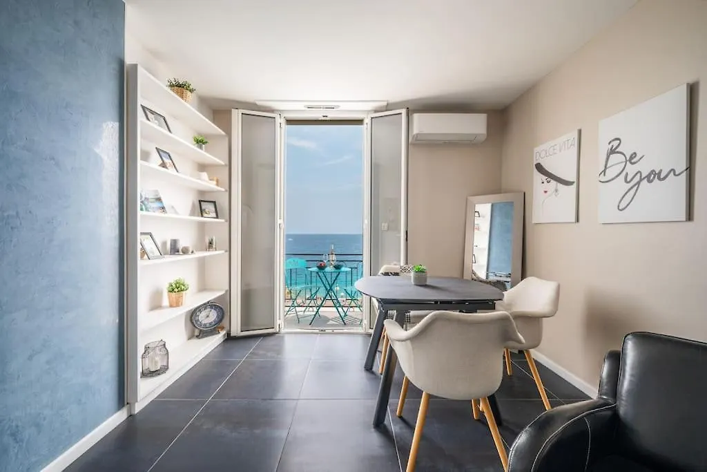Appartement Le Balcon De La Baie Des Anges à Nice