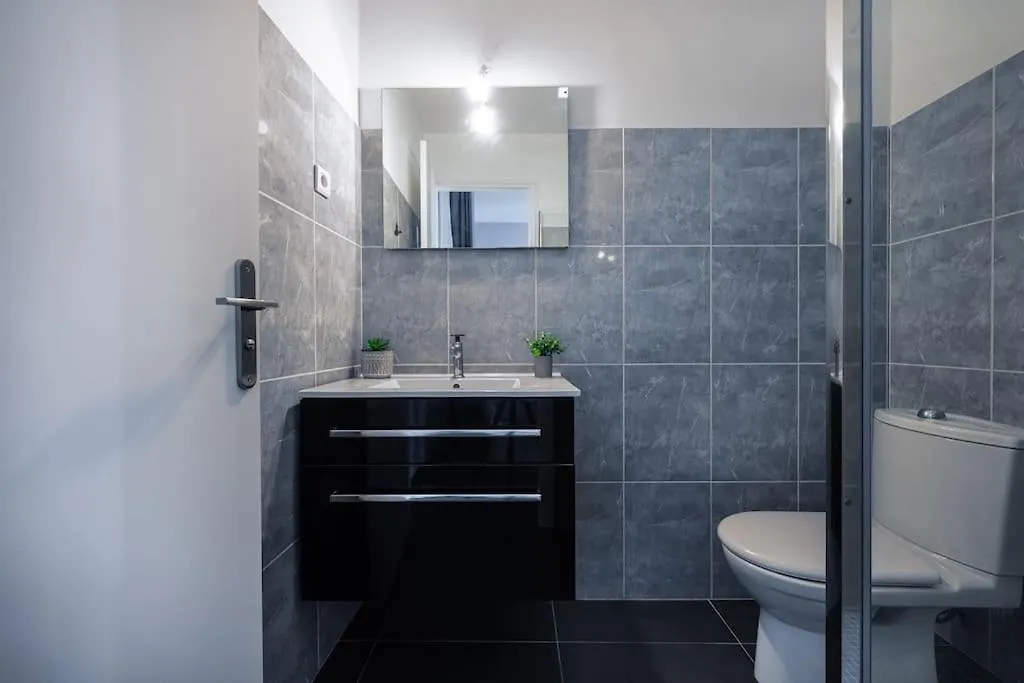 Appartement Le Balcon De La Baie Des Anges à Nice
